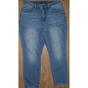 Judy Blue Women’s Boyfriend Fit Jeans Medium Wash Size 16W Ankle Cropped Jeans